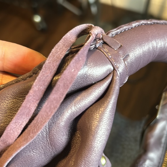 Luxe Unique Purple Leather Handbag - Picture 13 of 14